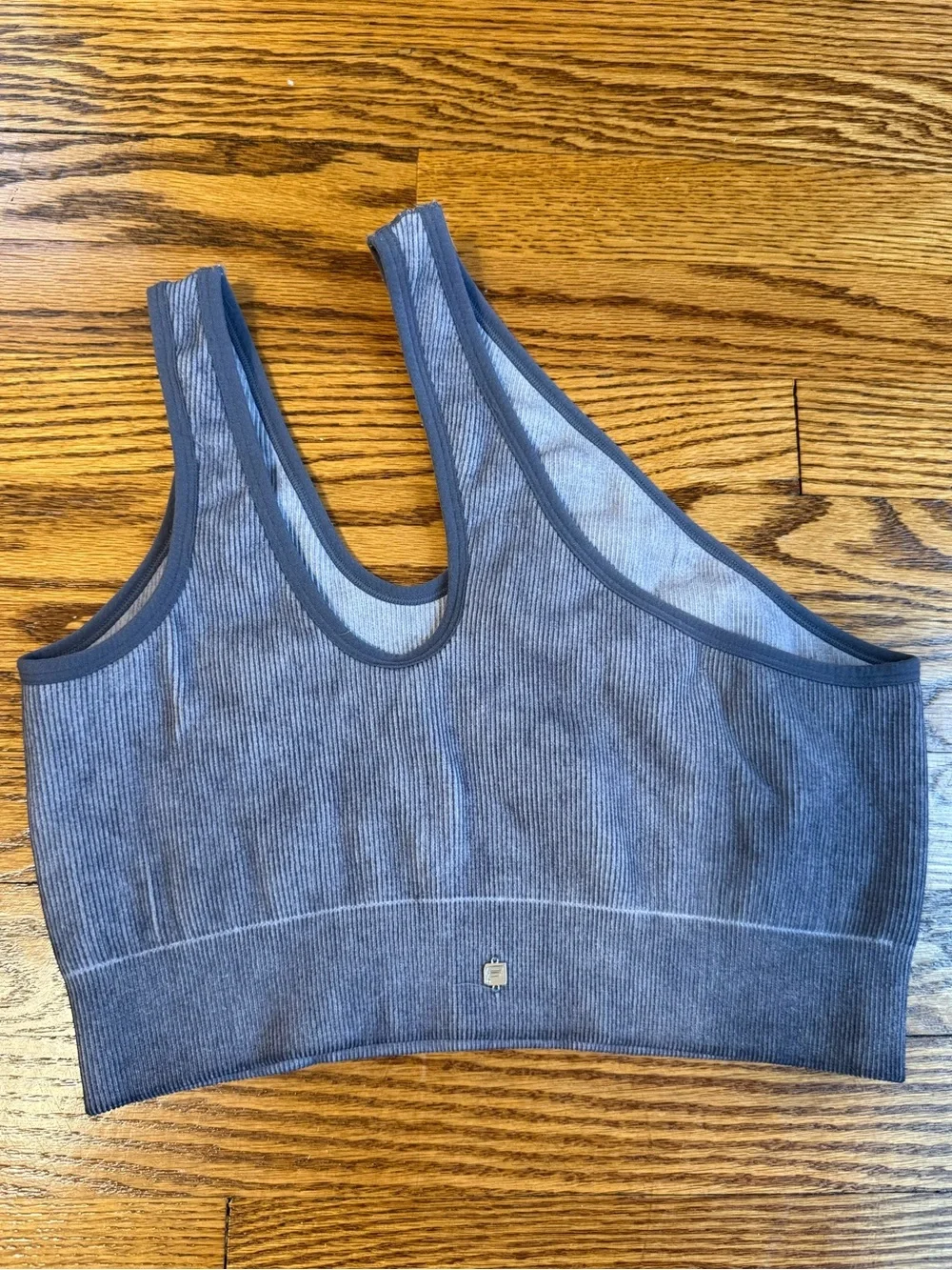 Fabletics x Maddie Ziegler Christa Asymmetric Sports Bra Raincloud Gray M - Picture 4 of 5